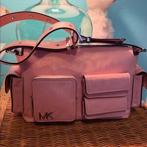 Michael Kors Dakota Medium Pocket Shoulder Crossbody Smokey Rose Leather NWOT